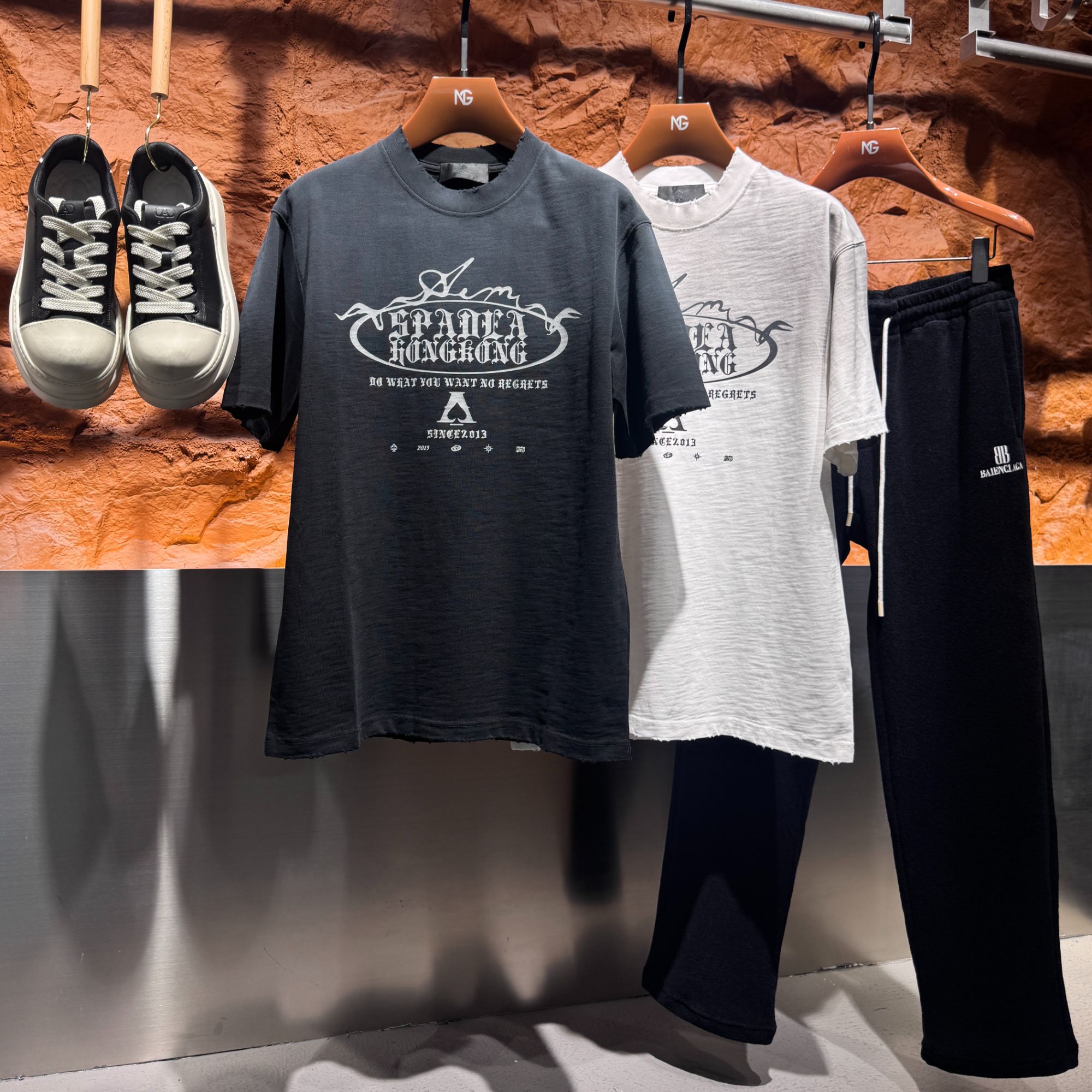 DIKALO FERRE/迪卡里奥 费雷AMF3DT083黑桃A字母短袖休闲时尚宽松