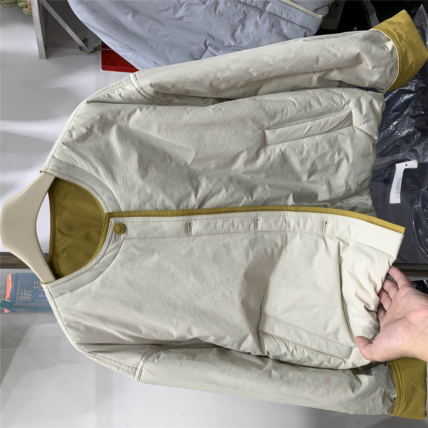 韩系设计感撞色包边圆领棉服外套女2025冬季新款小个子轻薄上衣