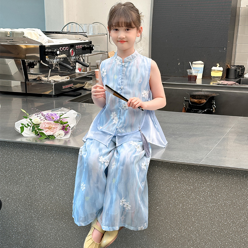 女童套装2025夏季新款绣花无袖上衣阔腿裤新中式国风汉服两件套