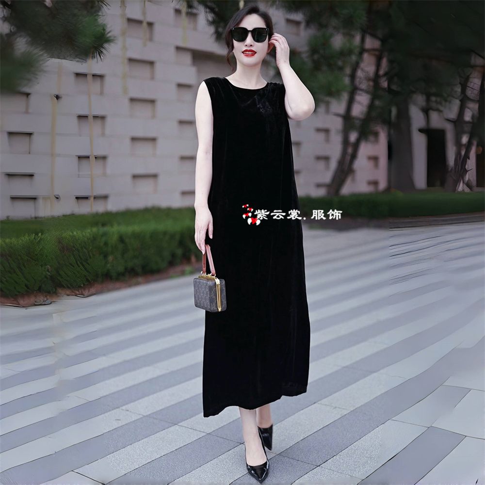 夏季新款高端气质时尚宽松大码丝绒连衣裙阔太太轻奢绒长裙女