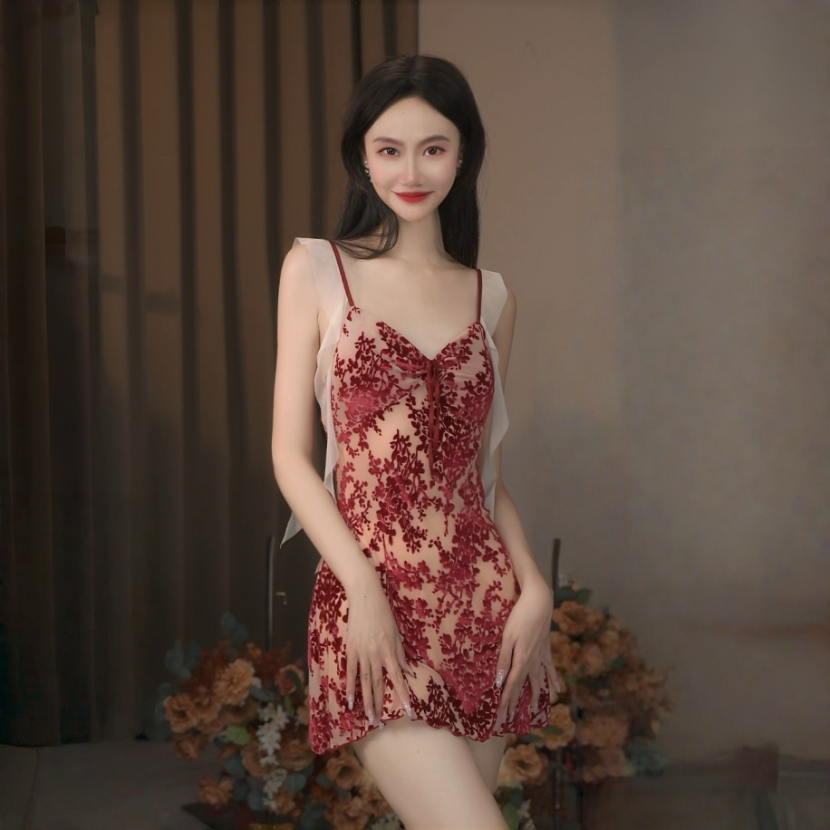 【午夜玫瑰】<合>时尚飞袖外袍纯欲聚拢加胸垫性感吊带睡裙家居服