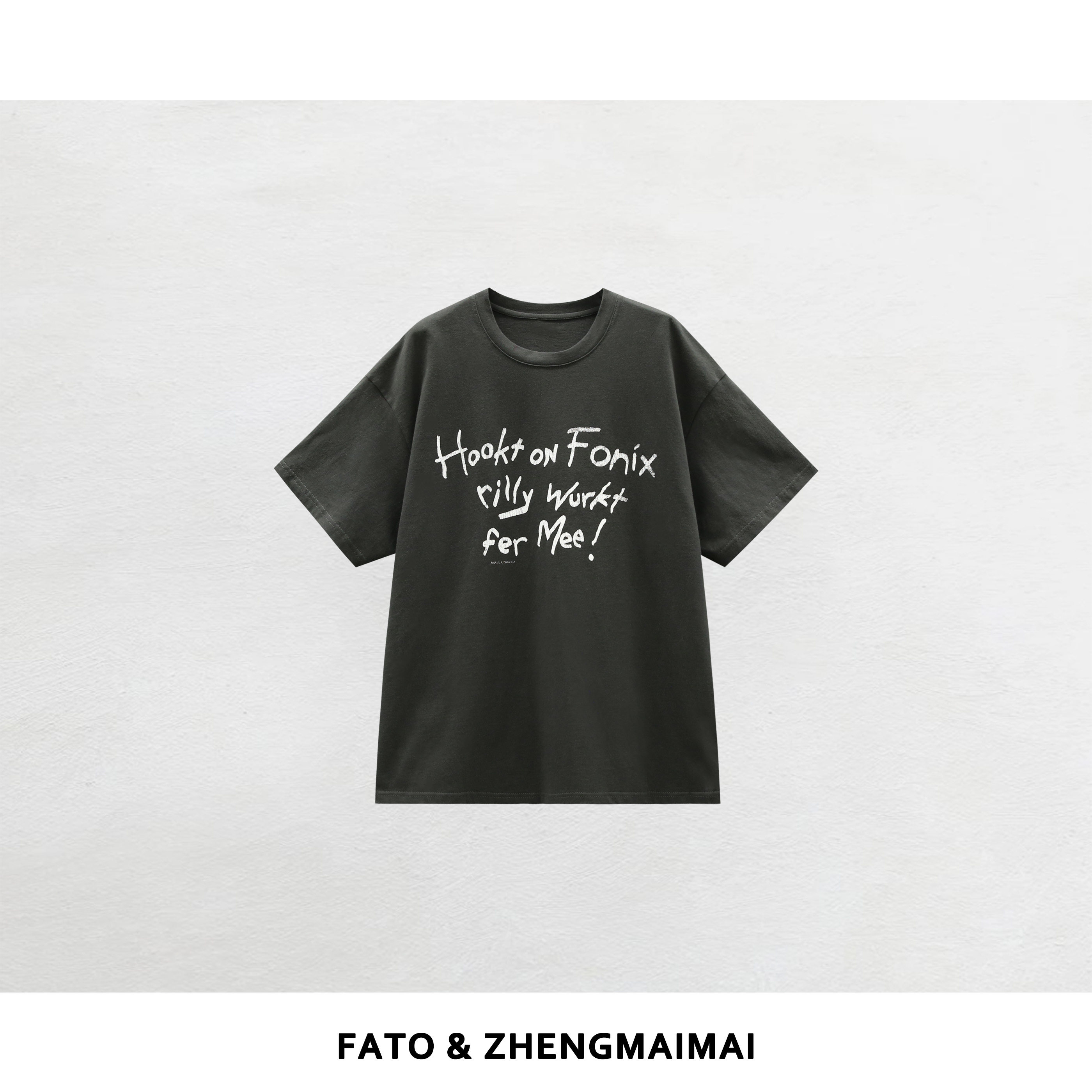 【郑买买】手写便签 夏日新款酷飒上衣宽松显瘦复古字母T YZ50724T1