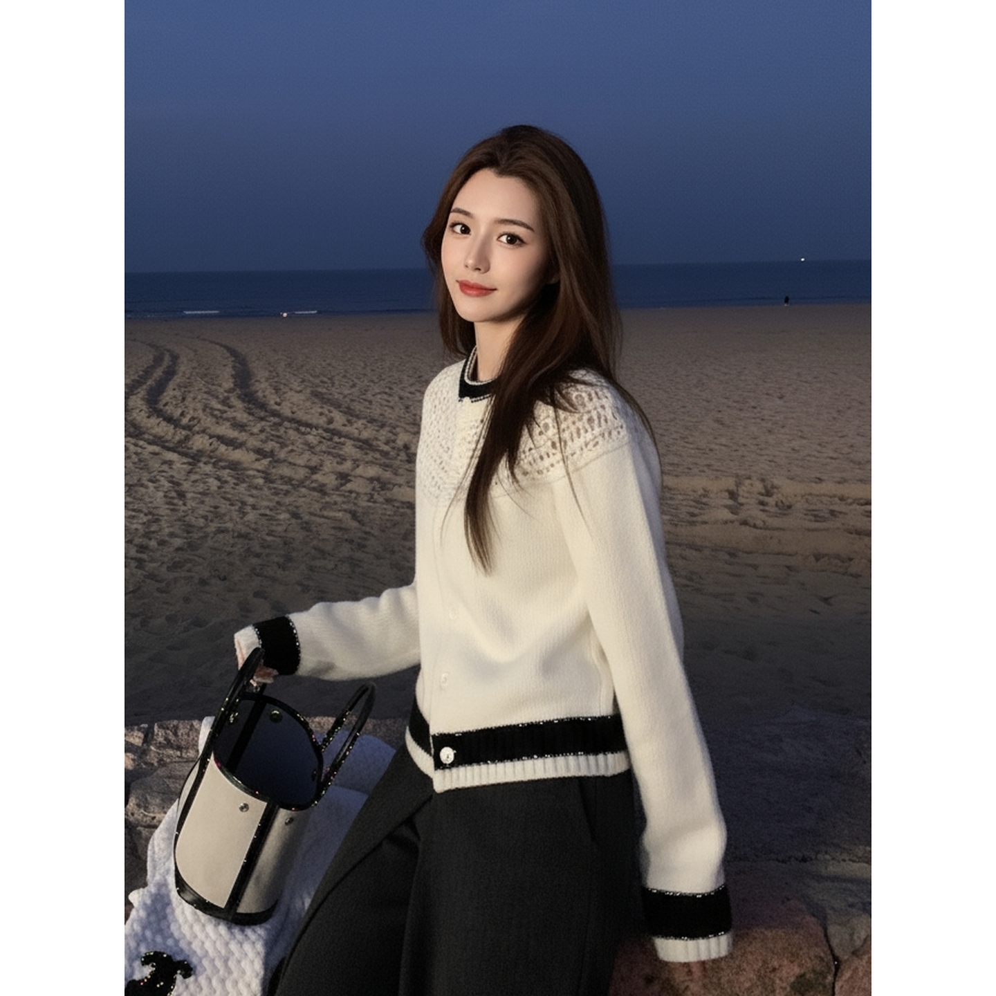 费尔岛回忆 法式秋高级感气质修身显瘦韩系黑白拼色镂空毛衣开衫