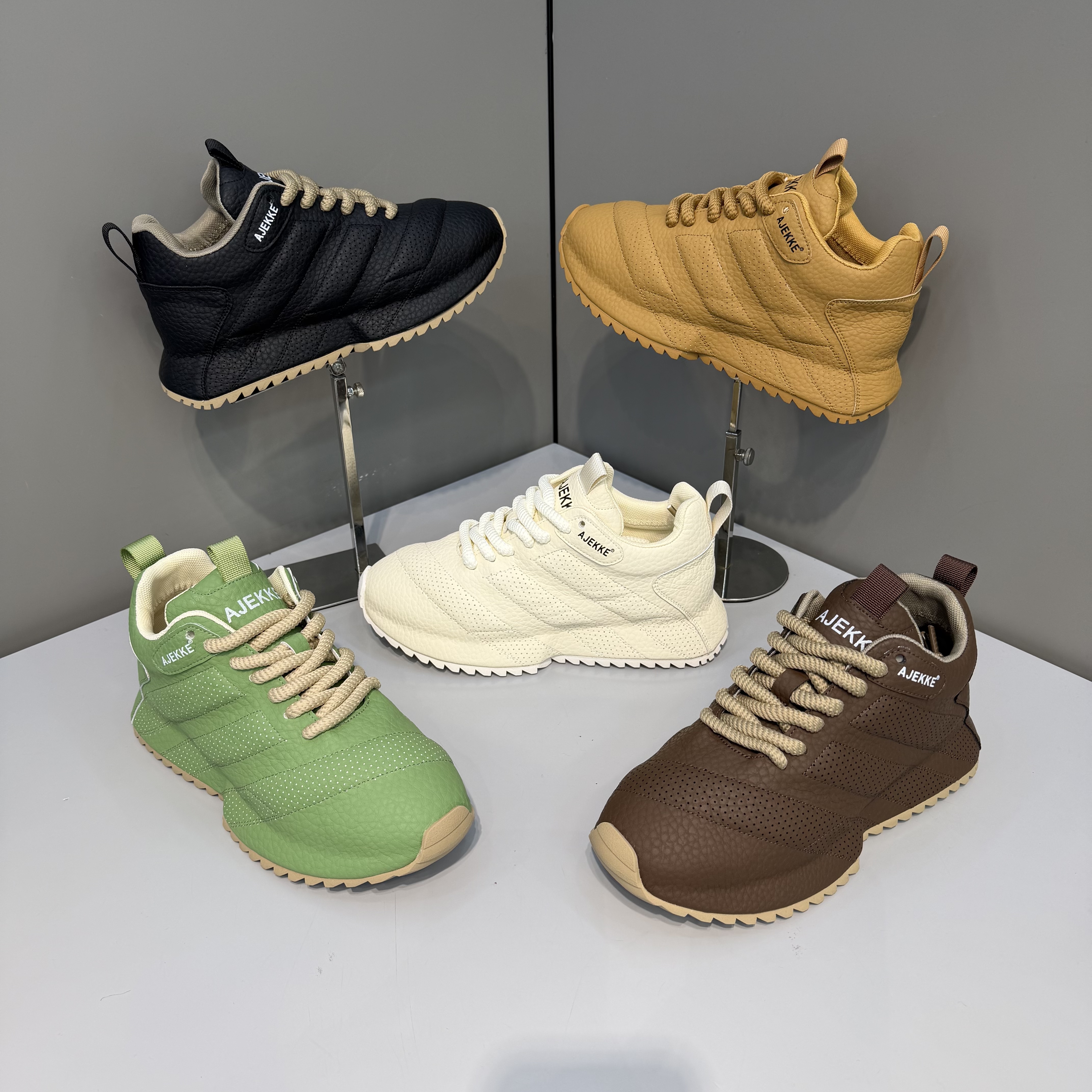 2025 新款男士运动时尚青春个性小众高端加厚潮流潮鞋（皮鞋尺码）