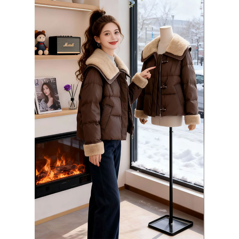 复古小众大翻领棉服女2025冬季新款慵懒风洋气设计感棉衣外套女士