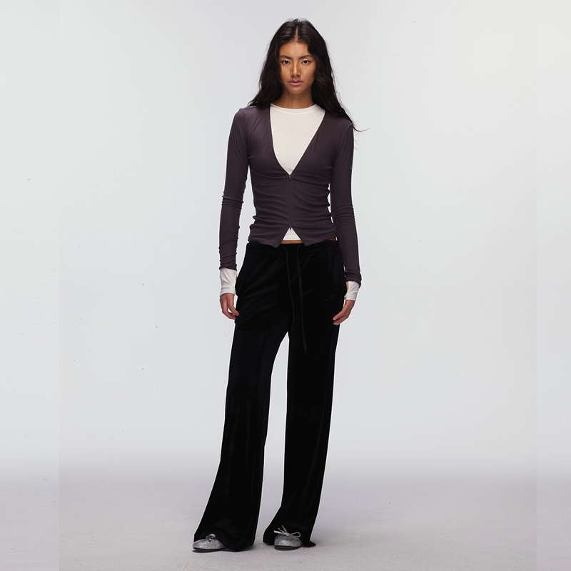 ECHOADE甄选醋酸柔软亲肤 双头隐拉可调节V领设计修身显瘦打底衫