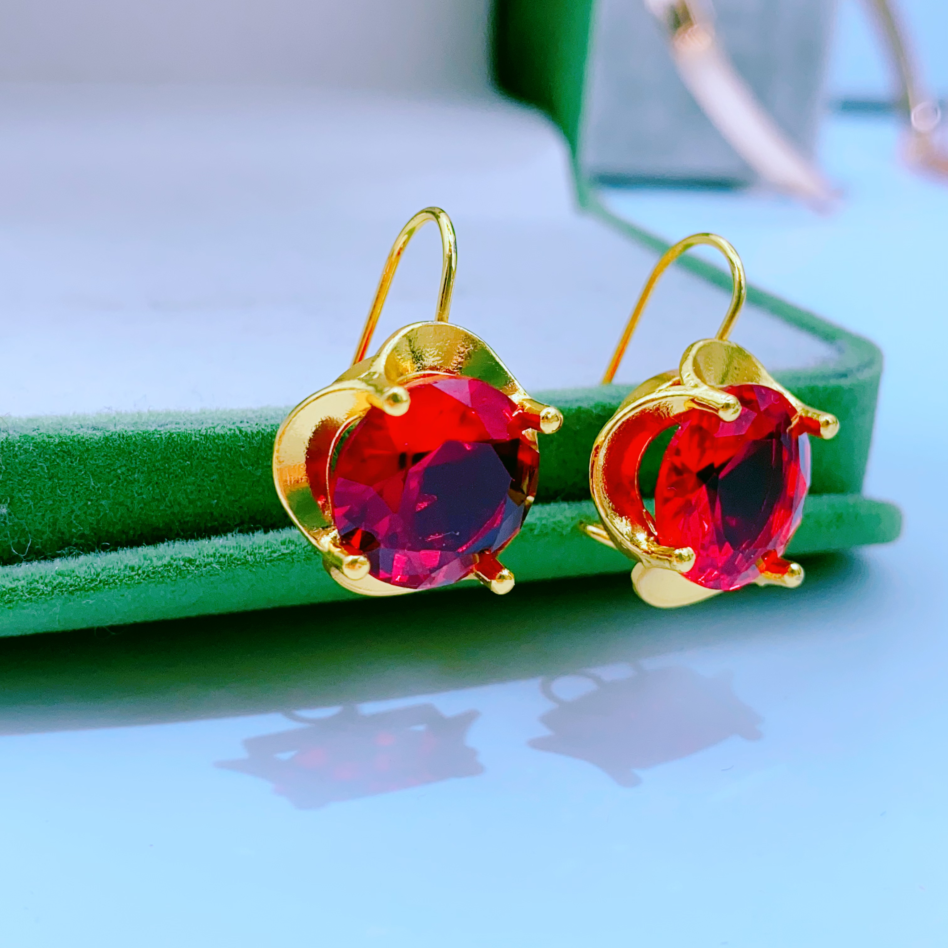 合金玻璃耳饰 红色qiqak halkimiz 红色       妈妈款耳环