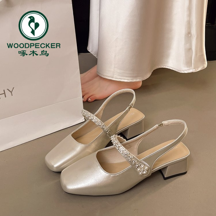 啄木鸟舒适方头水钻粗跟包头凉鞋女2025夏新款中跟后空玛丽珍单鞋