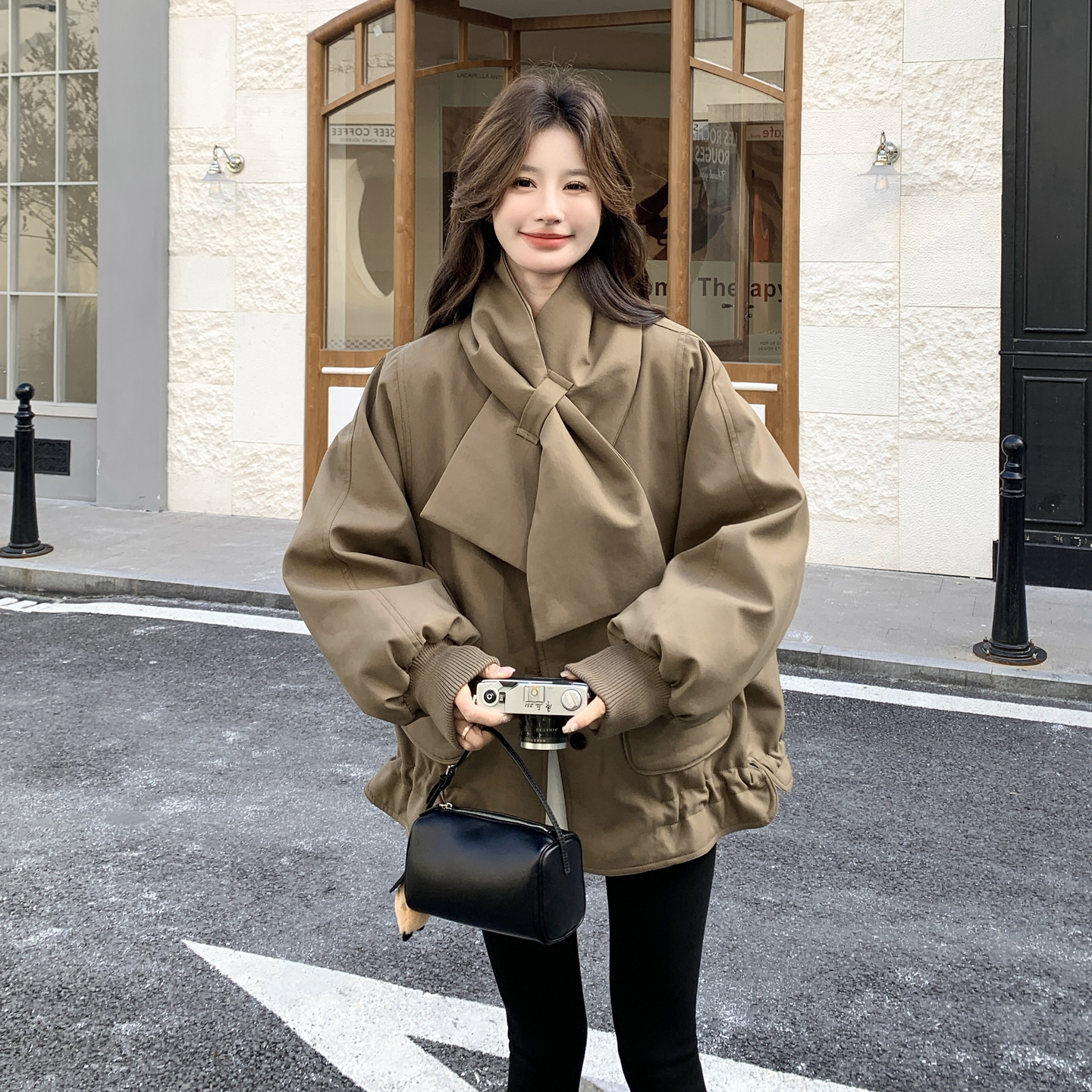 咸菜绿复古风巨好看围巾款羽绒服女2025冬季新款90白鸭绒轻暖外套