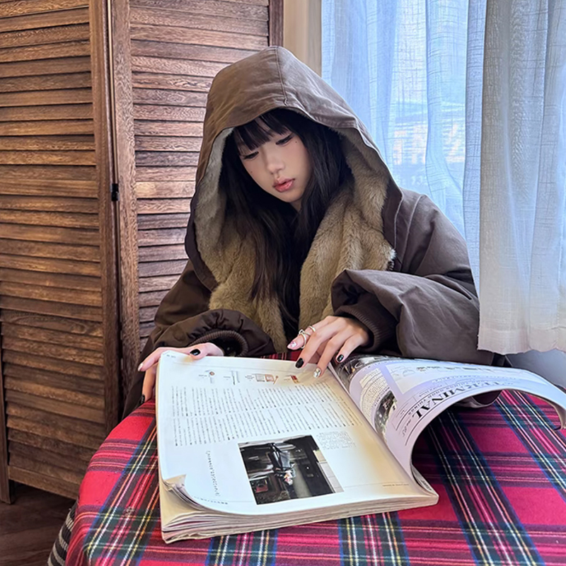 咖色美式街头连帽仿貂毛夹棉短外套座山雕宽松百搭气质女冬季夹克