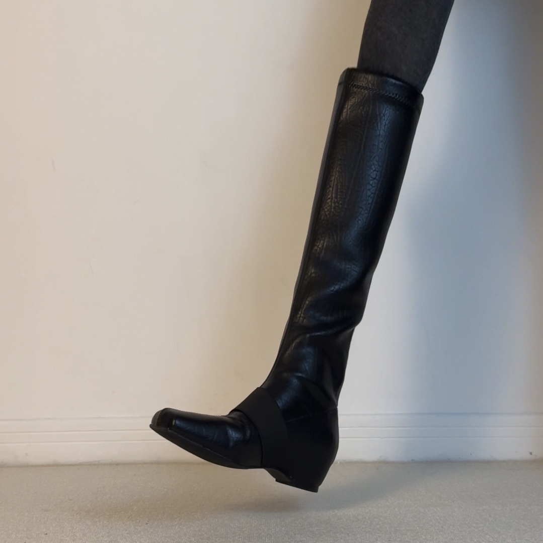 六也「内增高芭蕾」复古方头松紧带大象纹显瘦简约瘦瘦长靴 L1196