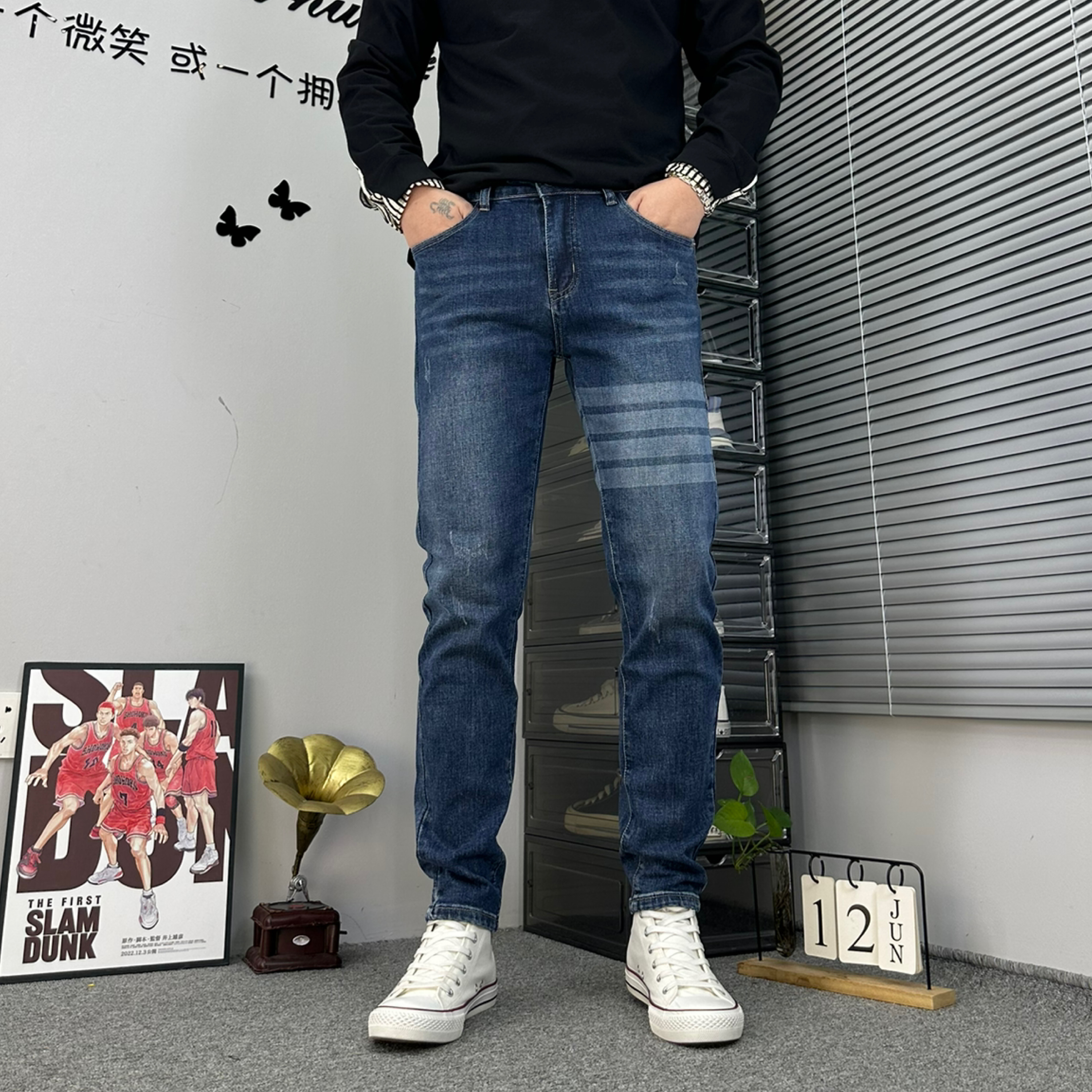 男士2025秋冬新款深蓝色弹力水洗高端欧货修身小脚休闲百搭牛仔裤