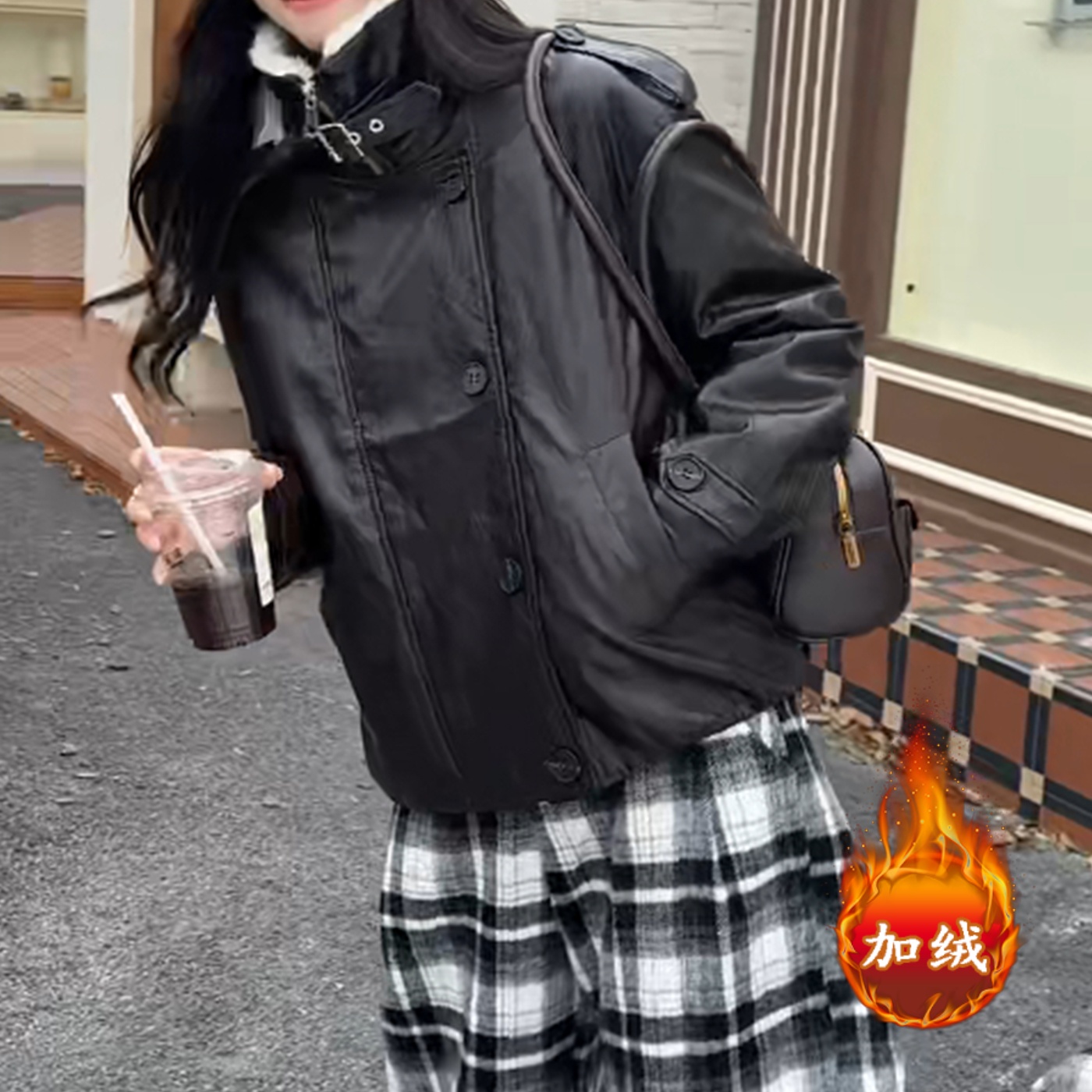 拉夏贝尔加绒加厚短款外套女2025年冬季新款宽松显瘦拼接PU皮夹克