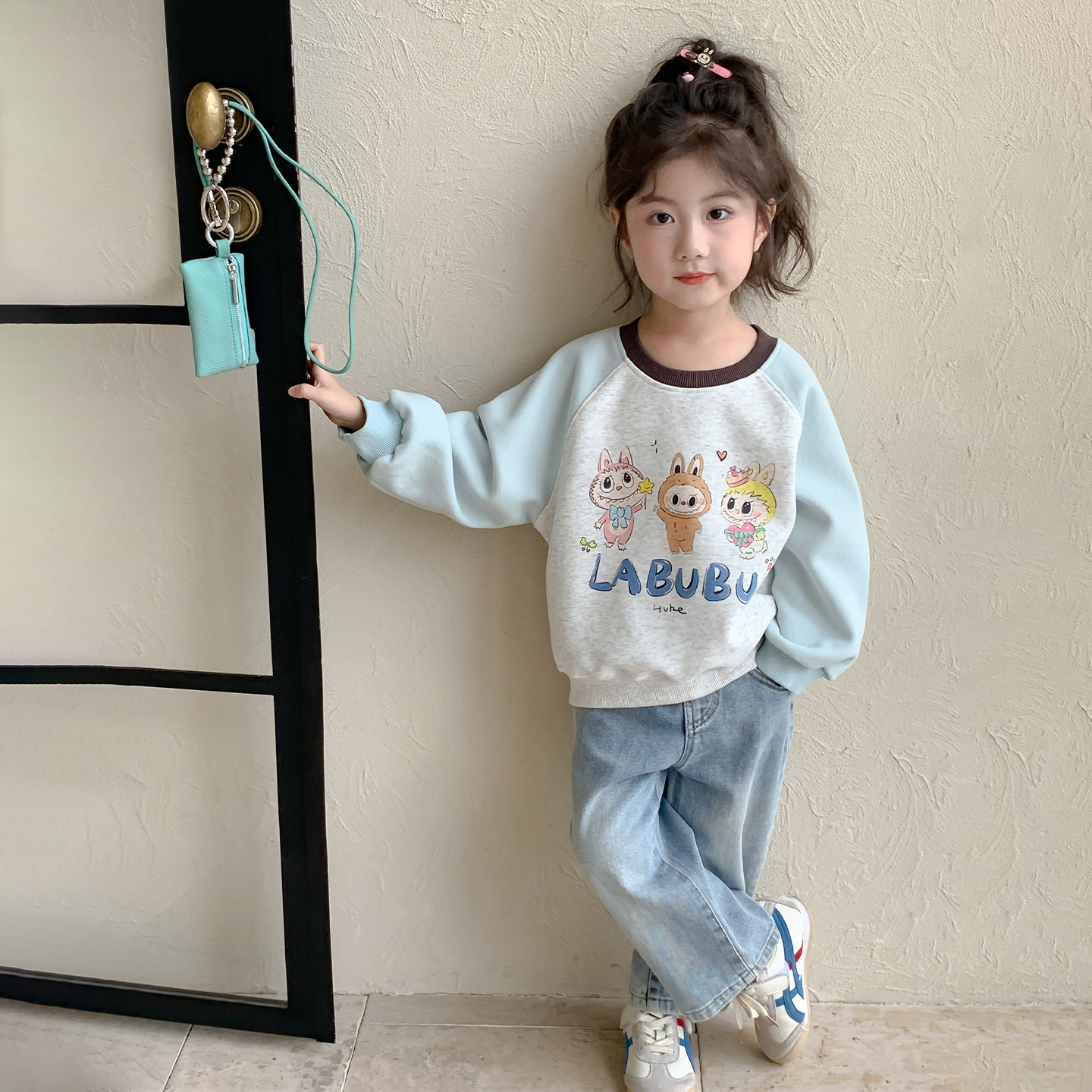 女童卫衣春秋款2025新款洋气宝宝秋季连帽套头上衣儿童秋装打底衫