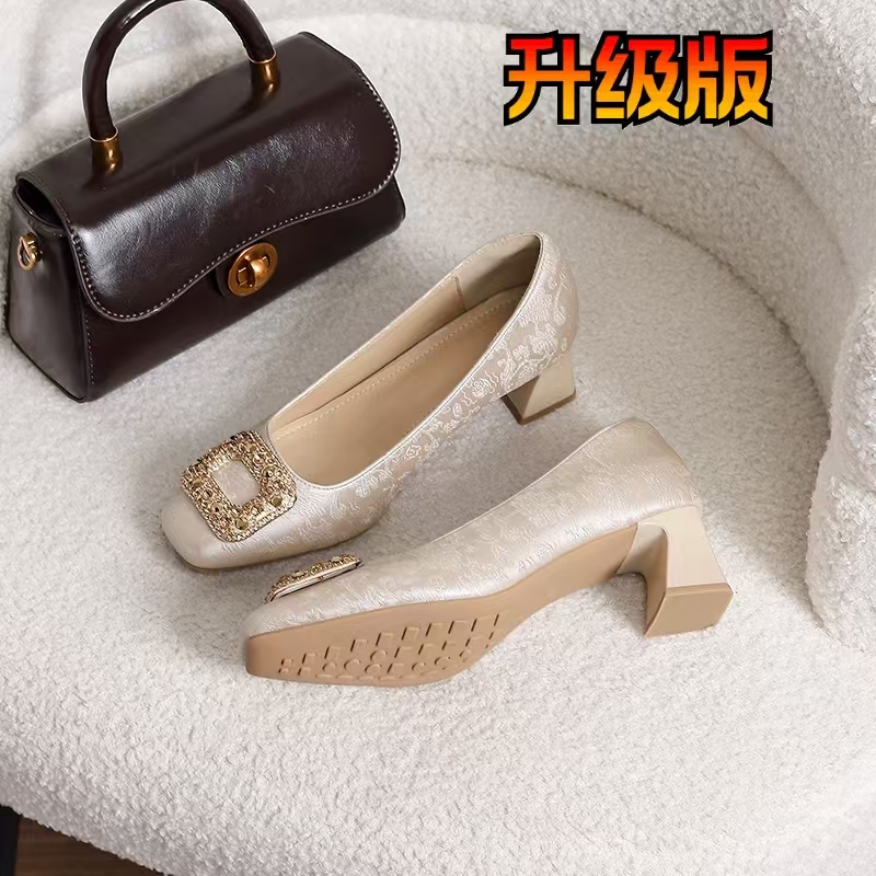 新中式浅口新国风气质小方扣中跟鞋百搭时尚复古方头粗跟春秋单鞋