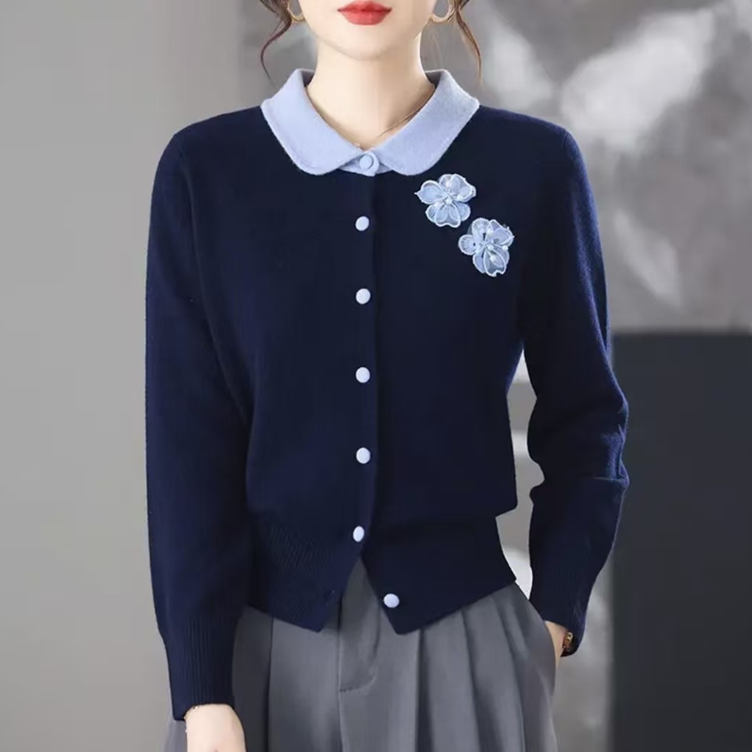 翻领撞色花朵开衫显瘦时尚秋冬针织衫女士蓝色百搭气质长袖上衣