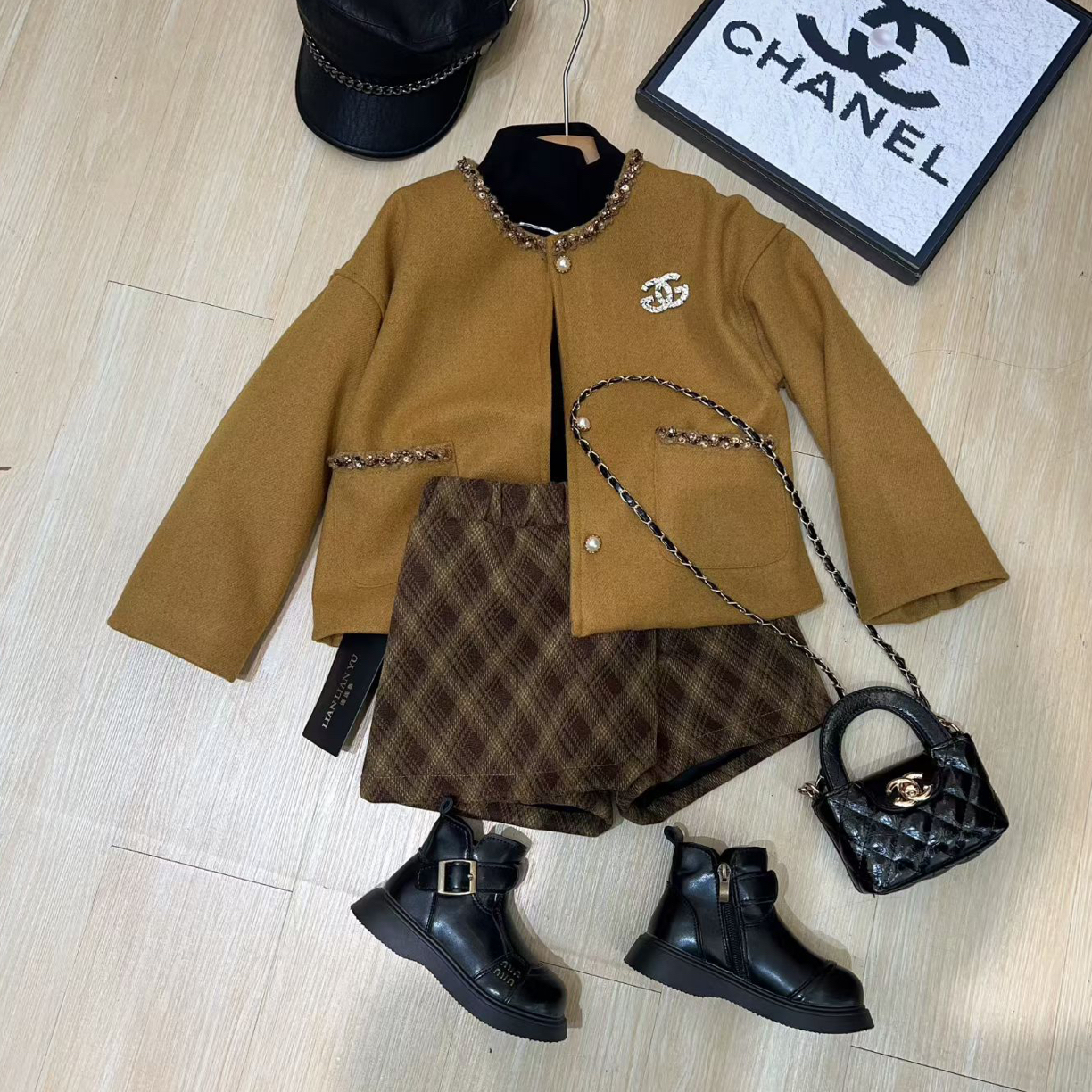 连连鱼 女童秋冬新款咖色加绒面呢小香风外套