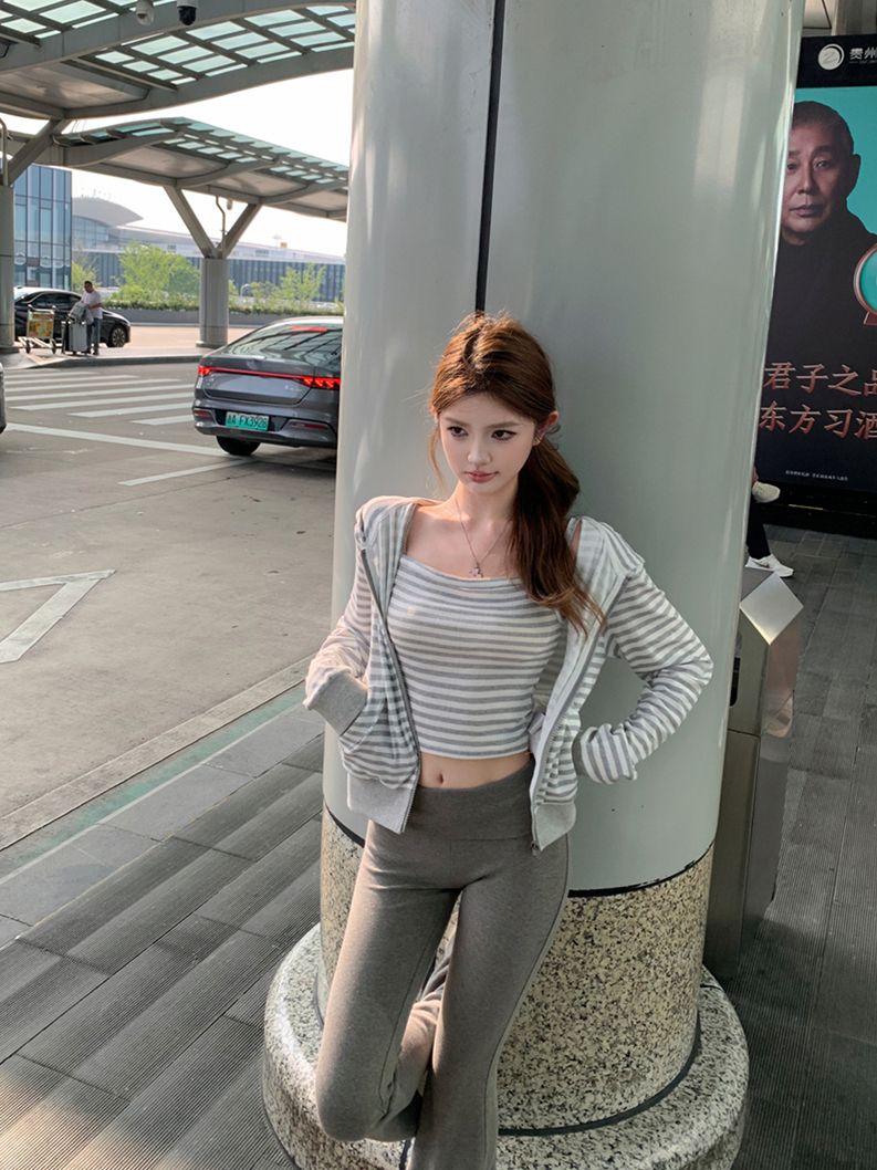 辣妹纯欲风条纹连帽长袖外套女早秋内搭吊带背心纯欲慵懒风女装