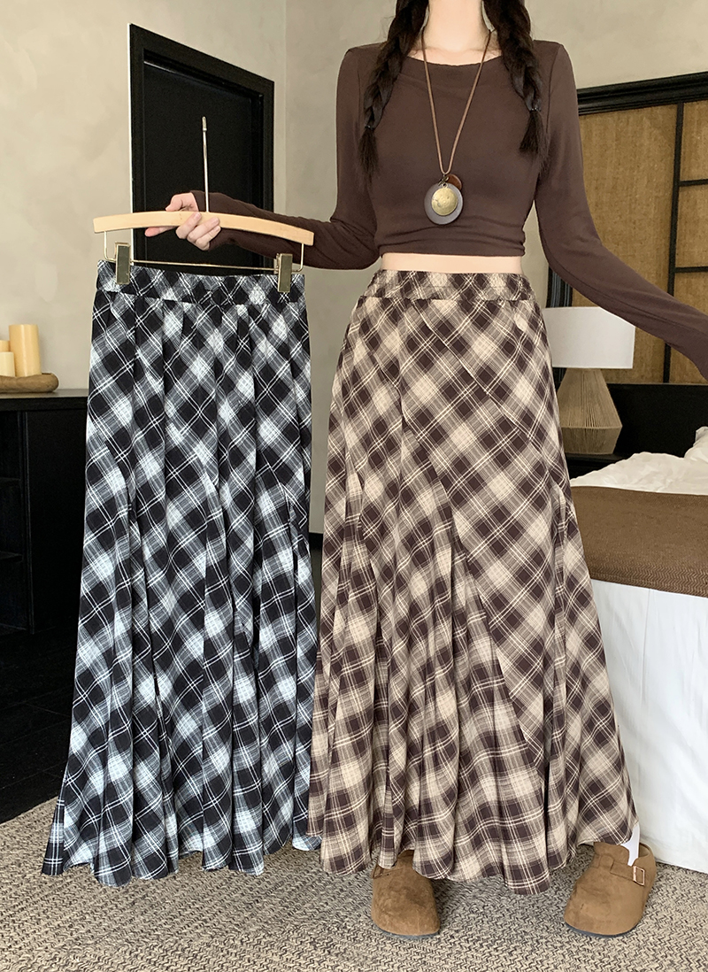 2025秋装新款胖mm大码女高腰显瘦垂坠感中长款格子半身裙23035