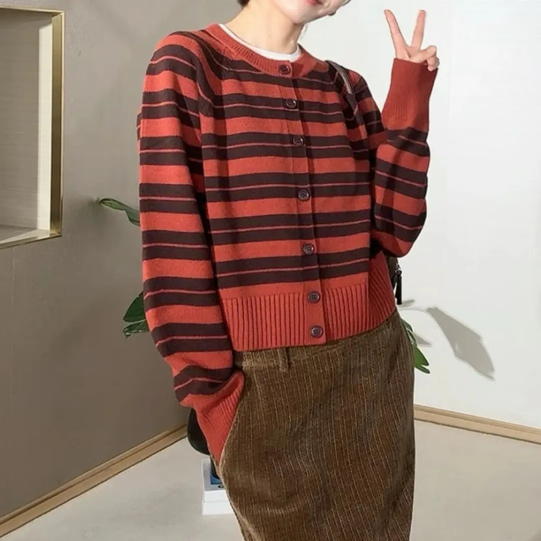 AMASS/阿玛施548033纯色小香风外套圆领羊女士短款羊毛小香风开衫