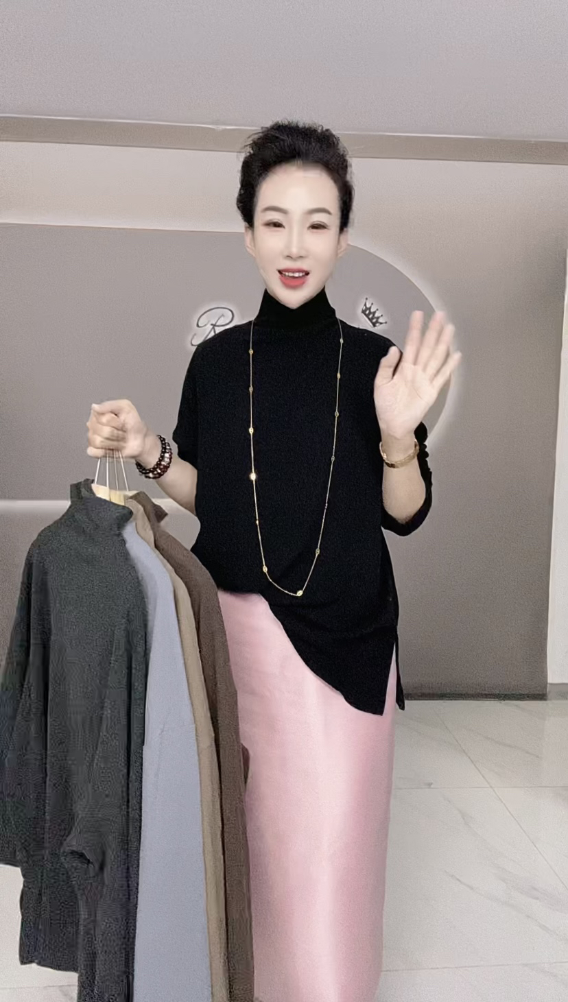 芮欧琨RealQueen【百搭系列】5556高领宽松百搭高领衫