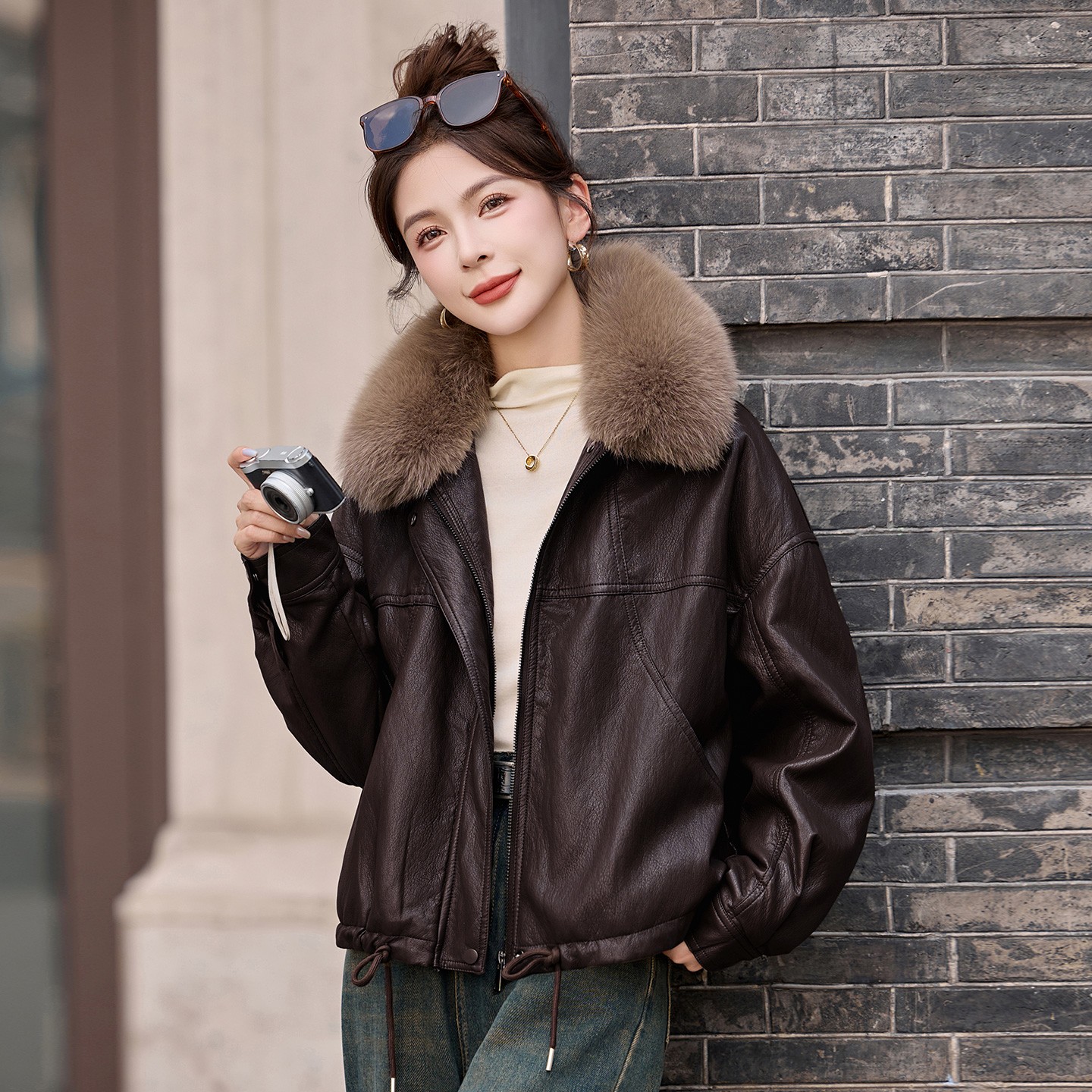 可拆卸大毛领皮衣外套女冬季新款高级感时尚加绒加厚机车PU皮棉衣