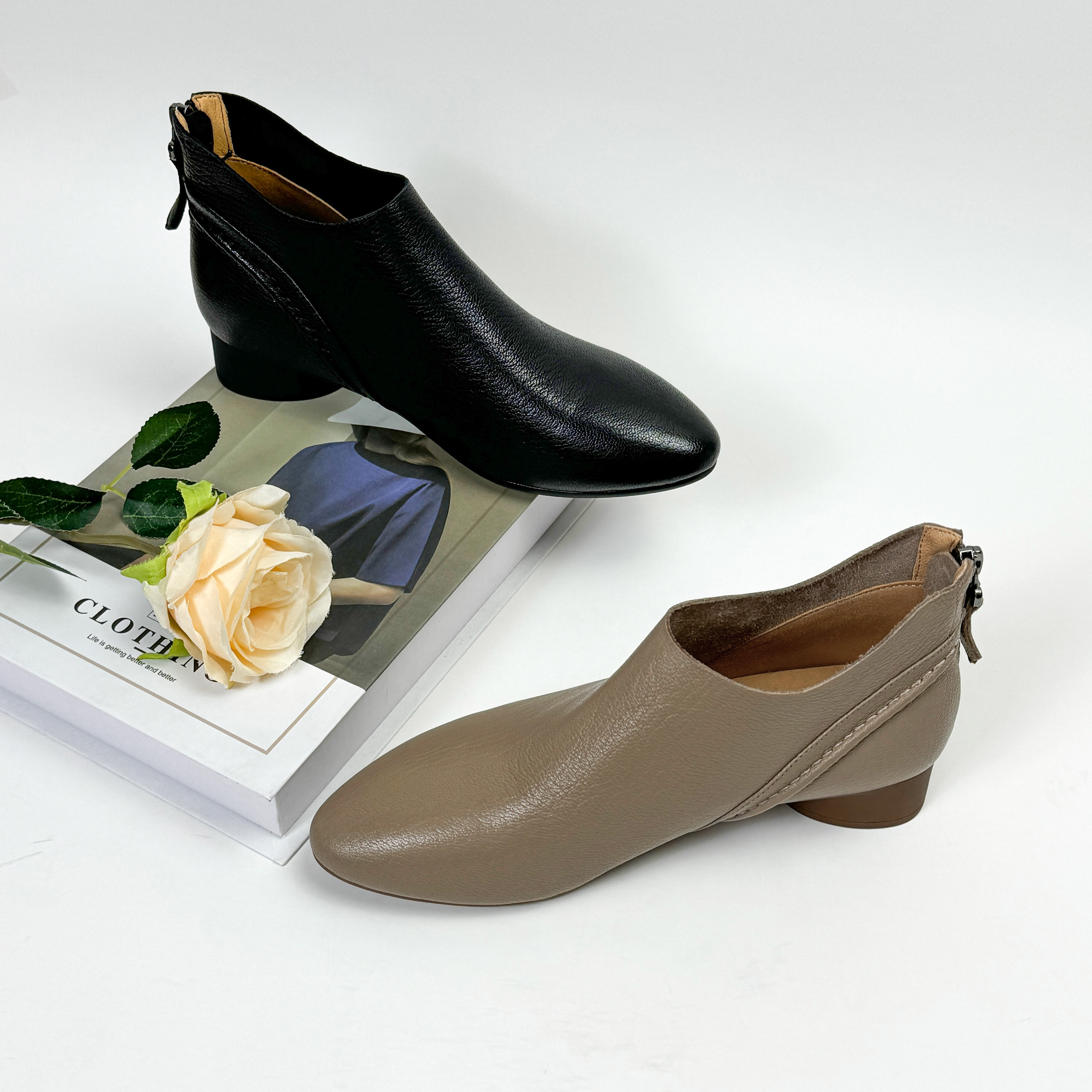 3CM低跟秋季新款女靴舒适时尚休闲百搭真皮复古粗跟秋冬平底时装