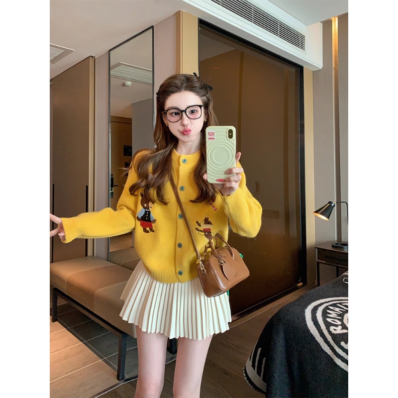 卡通刺绣黄色毛衣开衫外套女2026新款巨好看减龄绝美漂亮针织上衣