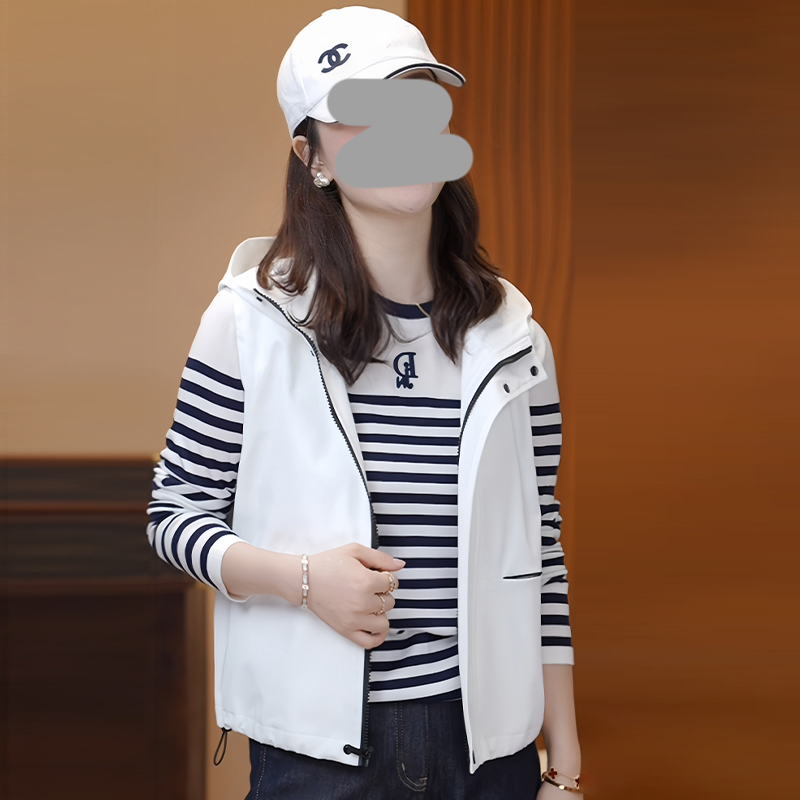 欧货时尚简约风连帽马夹女2025年春秋新款宽松遮肉无袖开衫上衣