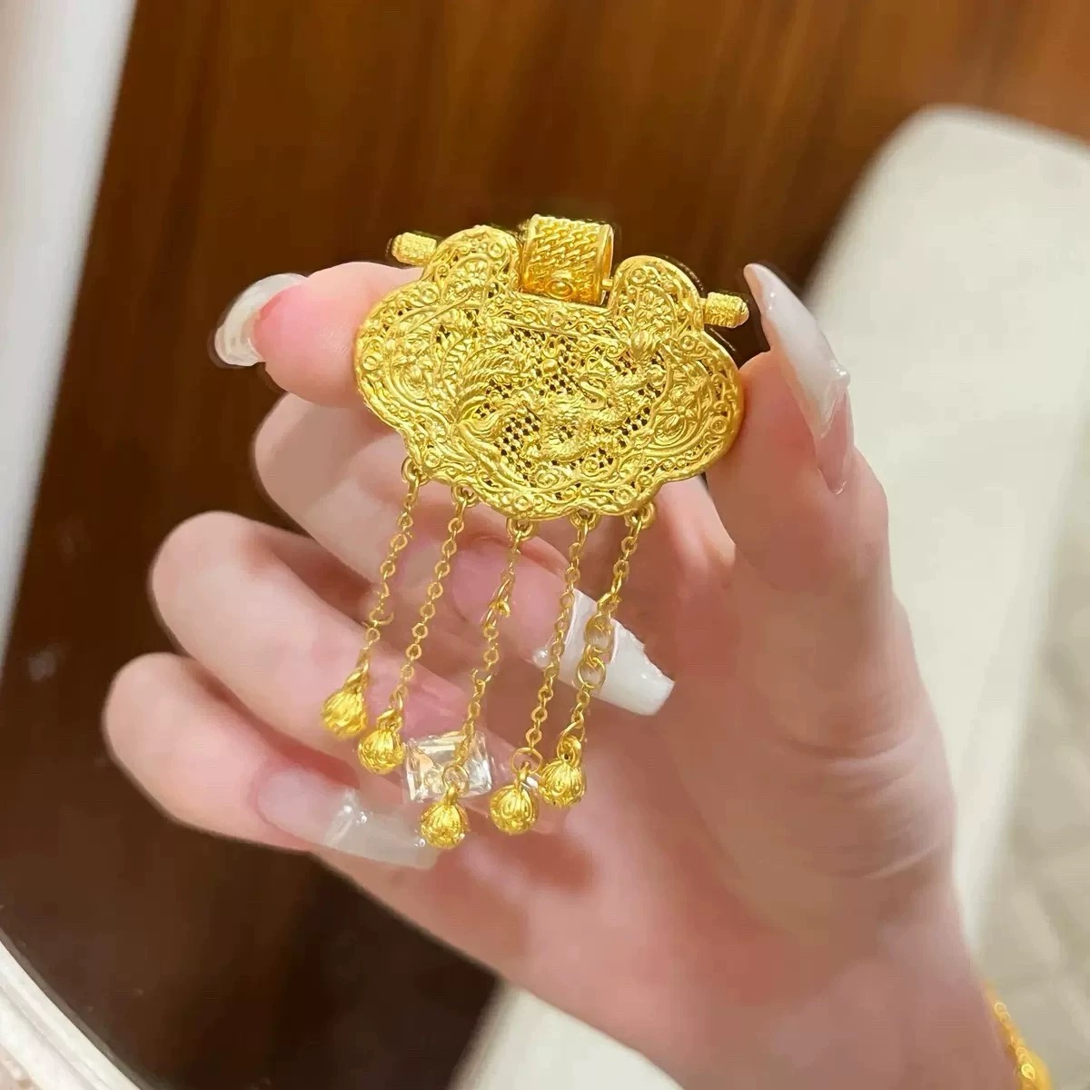 Chow Tai Seng/周大生双11天子门生锁包吊坠女款轻奢高级感送女友