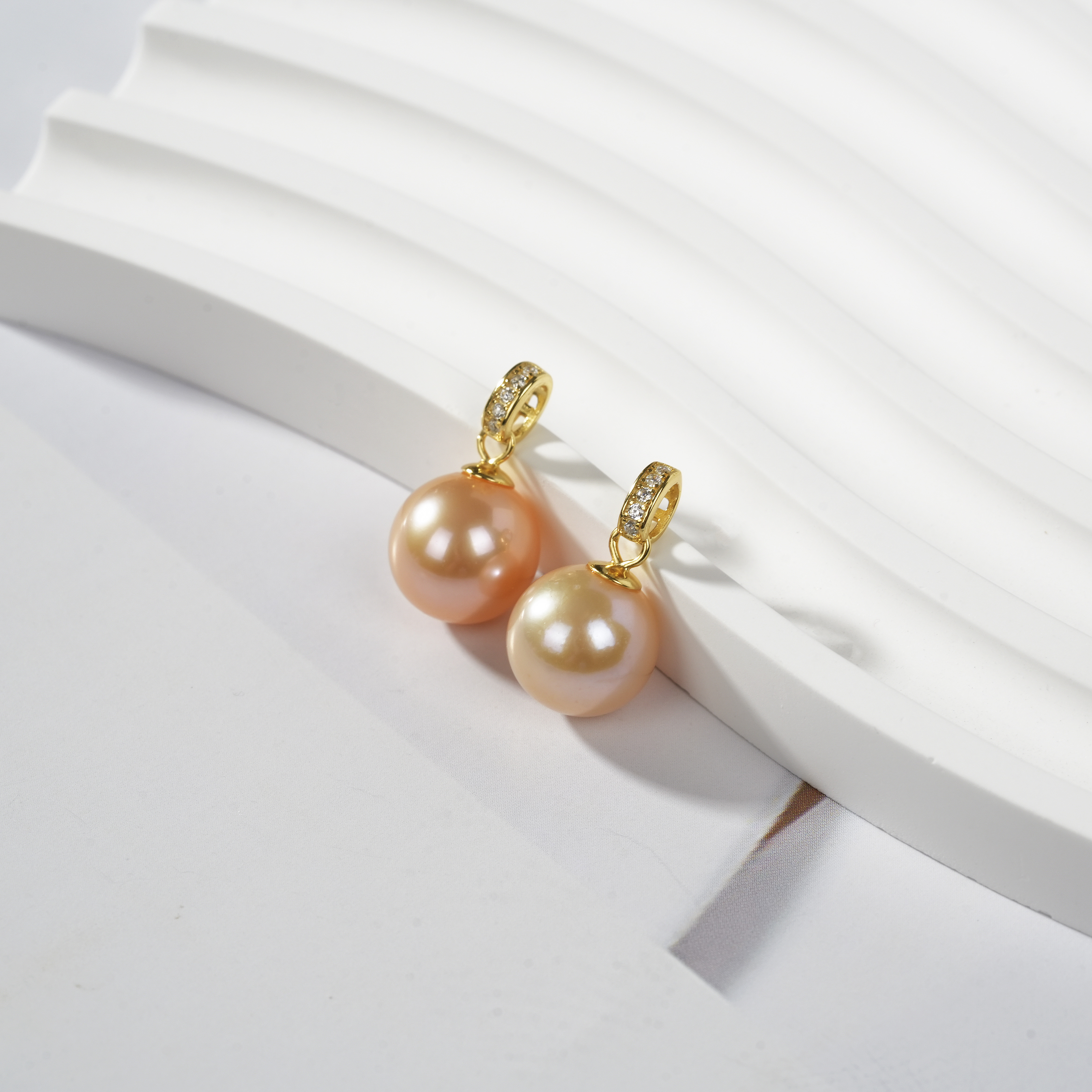 【云上叙】S925银镶嵌珍珠吊坠-多样性发其一-10mm-V99686-M（甄选）