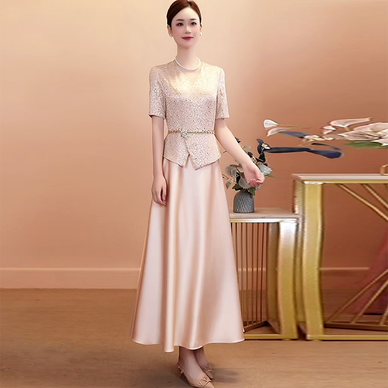 高端轻奢1月份女方喜妈妈婚宴装喜婆婆婚宴礼服年轻气质2025新款
