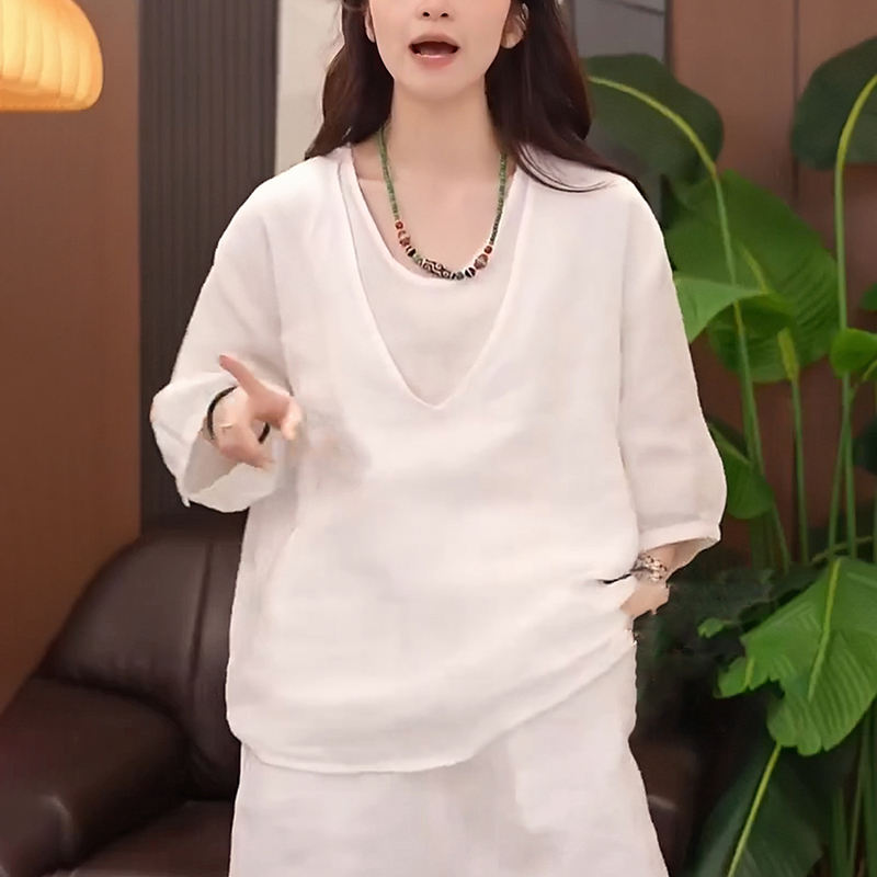 假两件v领时尚短袖t恤女夏季2025新款宽松减龄遮肉设计感休闲上衣