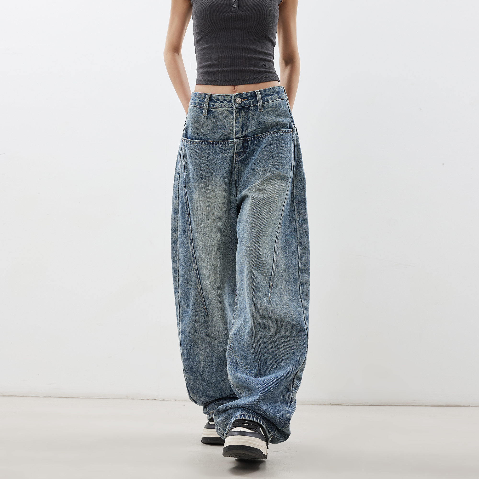 美式复古蓝色弯刀牛仔裤女款2025秋宽松阔腿裤水洗街裤子高腰薄款