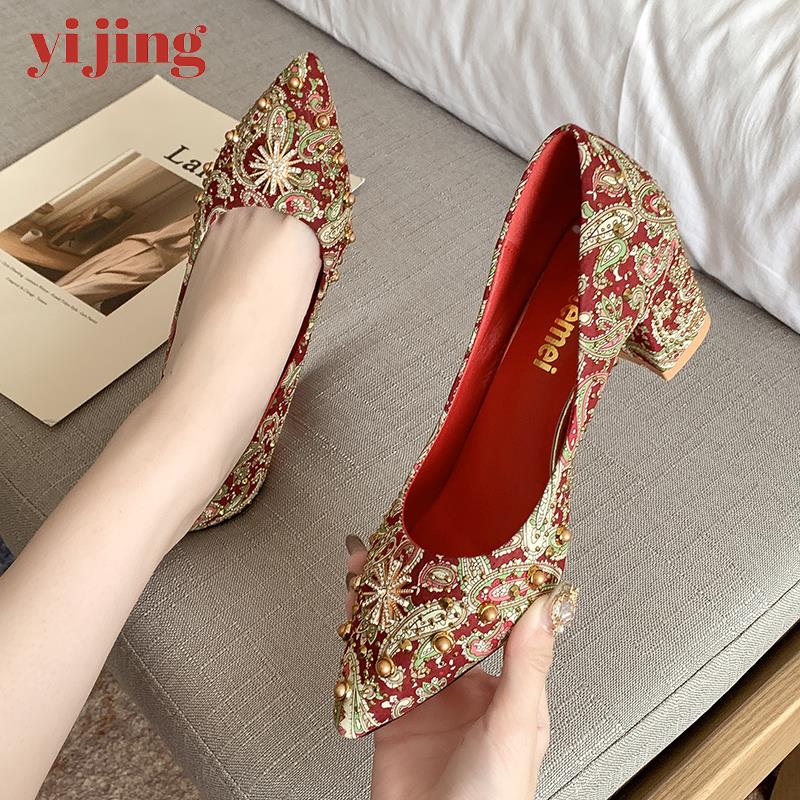 鞋女结婚2025粗跟红色年新款婚纱平底鞋新娘鞋红秀禾中跟孕妇低跟