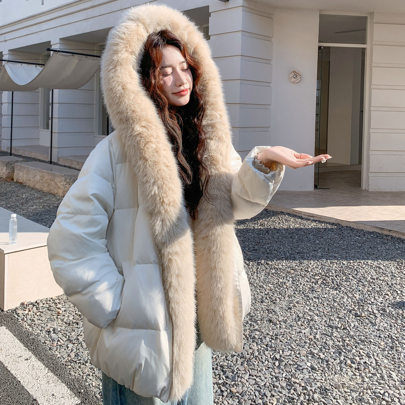 冬季新款仿狐狸毛大毛领羽绒服女2025年保暖时尚百搭休闲短外套女