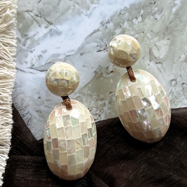 铜合金贝壳耳饰 法式复古高级感椭圆天然贝壳裂纹气质长款耳环