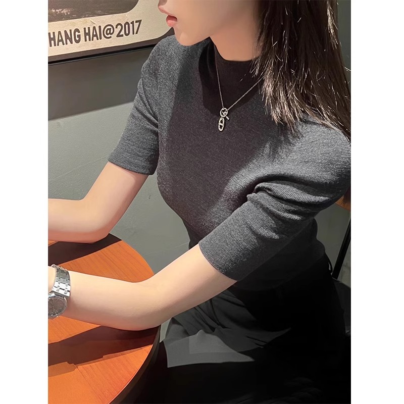 2025春秋新款亲肤半高领五分袖打底衫女紧身薄款针织中袖气质上衣