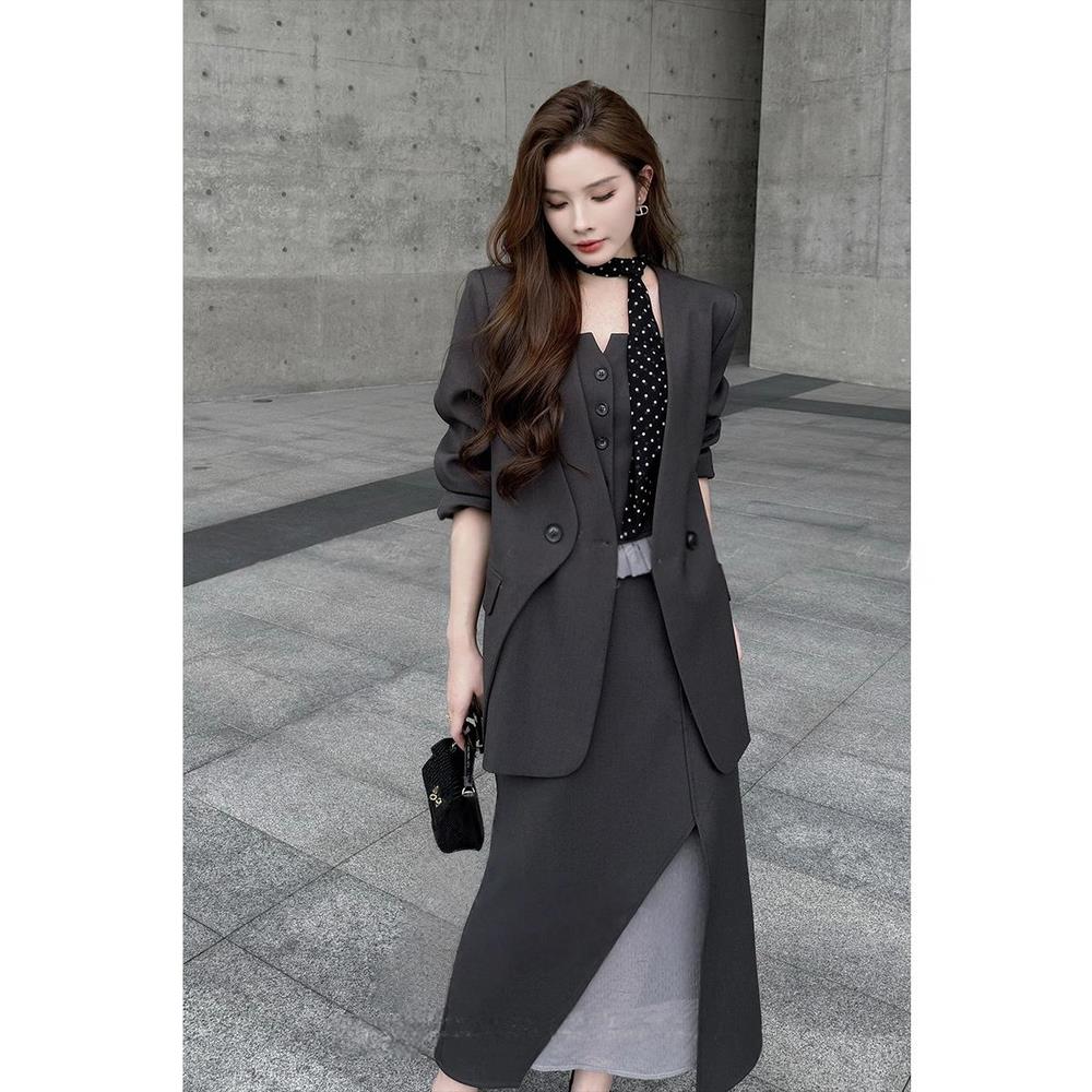 覆古时尚秋季2025新款女长袖西装外套抹胸上衣修身显瘦长裙三件套