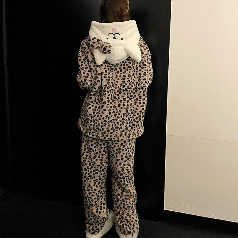 睡衣女冬季宽松珊瑚绒豹纹新款套装冬天加绒加厚家居服舒适居家服