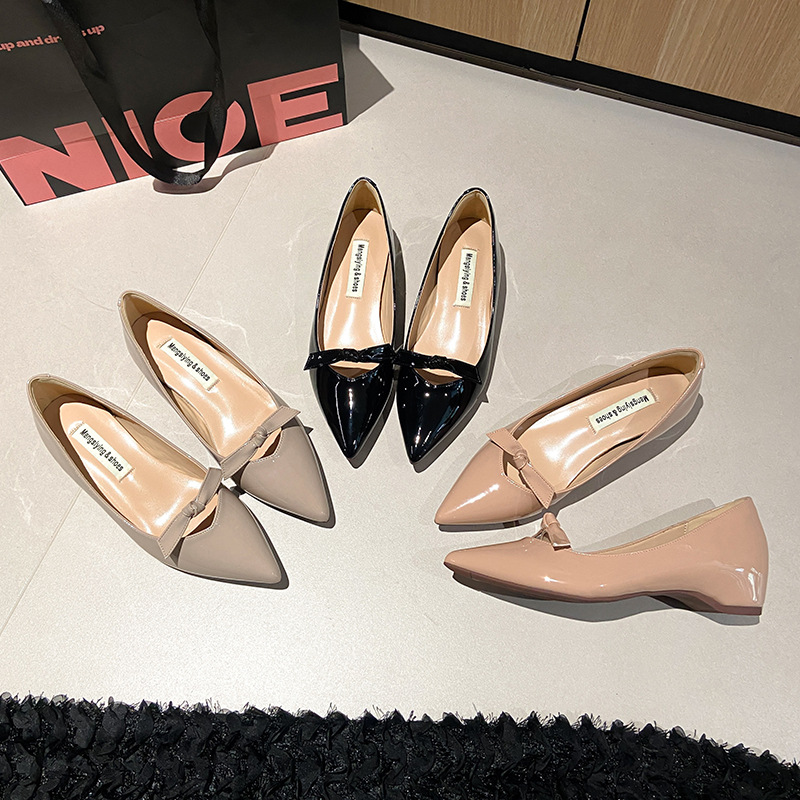 内增高玛丽珍气质鞋女2025新款漆皮小众尖头浅口蝴蝶结高级感单鞋