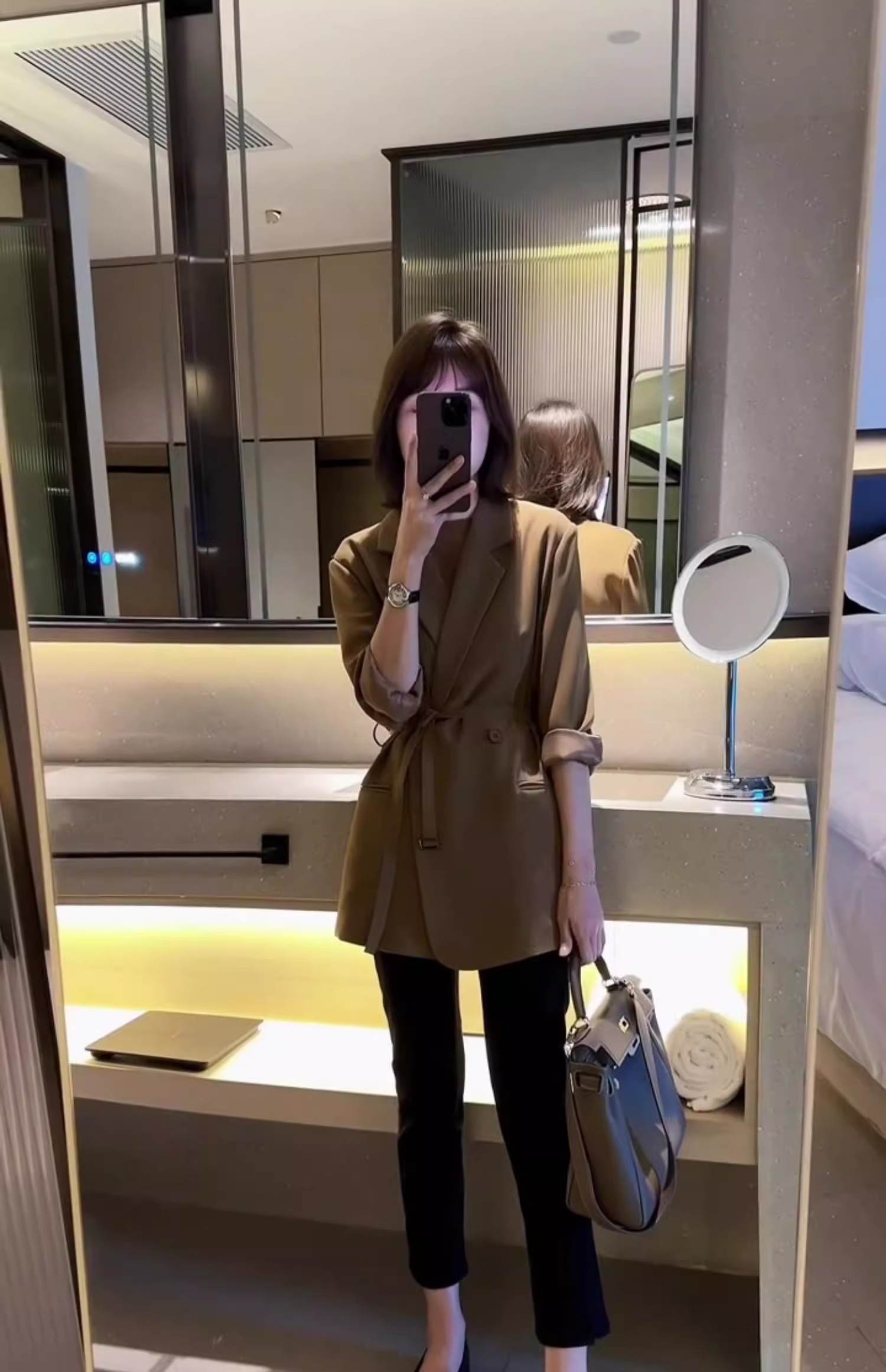 2025开秋一整套穿搭休闲收腰西装职业装气质女神范高端小西服外套