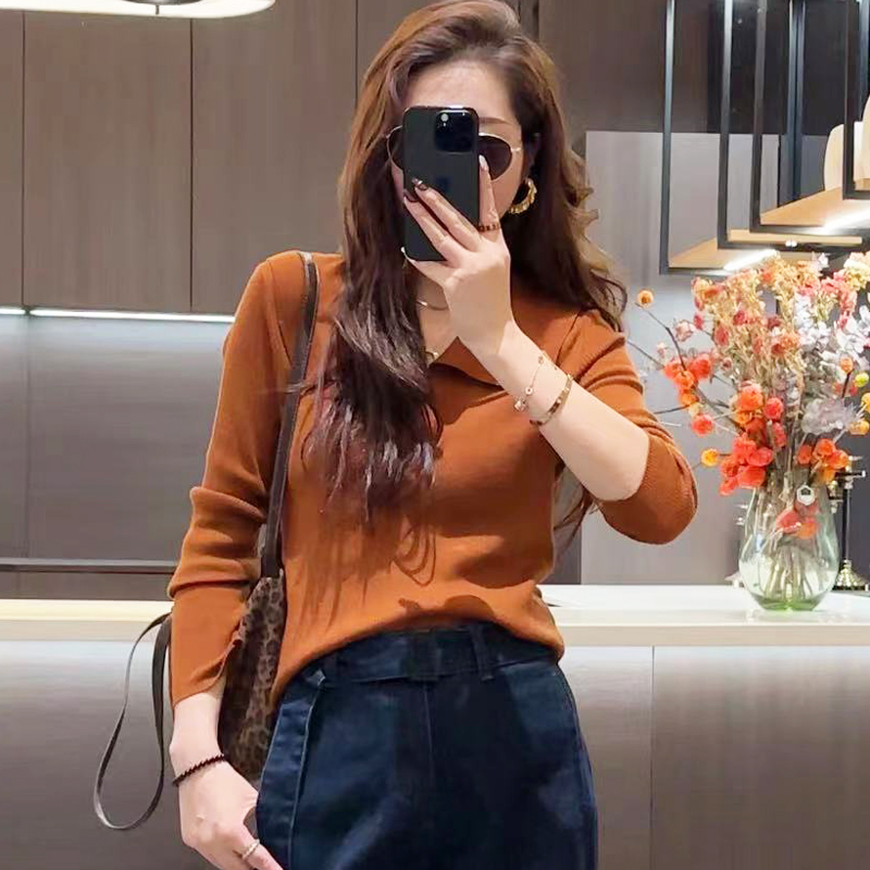 2025秋冬翻领针织衫女显瘦内搭打底衫早秋V领针织上衣纯色毛衫