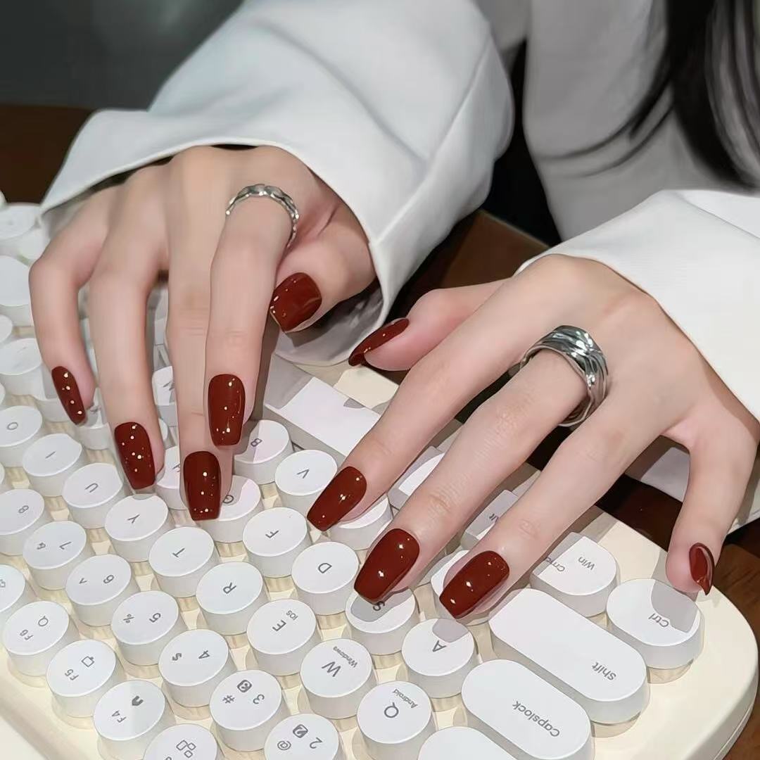 【典雅时光】小辣椒高级车厘子红显白美甲穿戴甲纯色中短款酒红色系