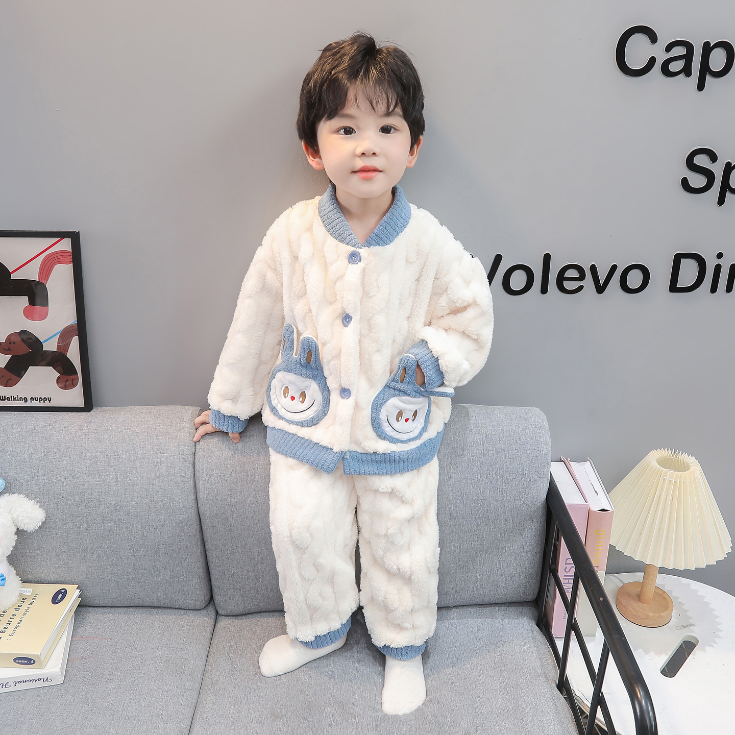 儿童法兰绒秋冬家居服睡衣男童女童加厚保暖卡通开衫珊瑚绒套装