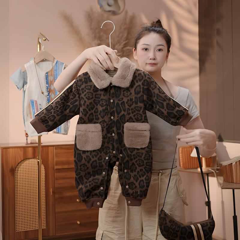 婴幼儿冬季连体衣豹纹婴儿衣服超萌加绒男女宝冬装连体外出服爬服