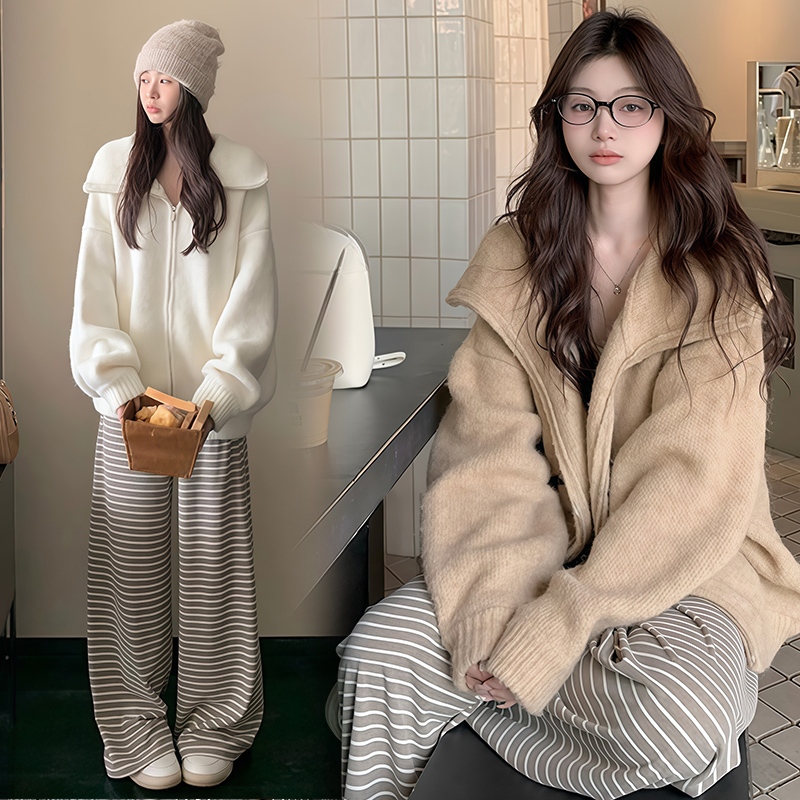 时尚孕妇装秋季松弛感显瘦套装高质感针织连帽衫搭配阔腿裤两件