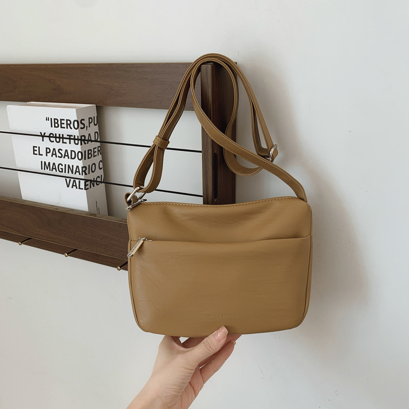 包包女2025春夏新款时尚单肩包斜挎包洋气简约气质日韩休闲女包包