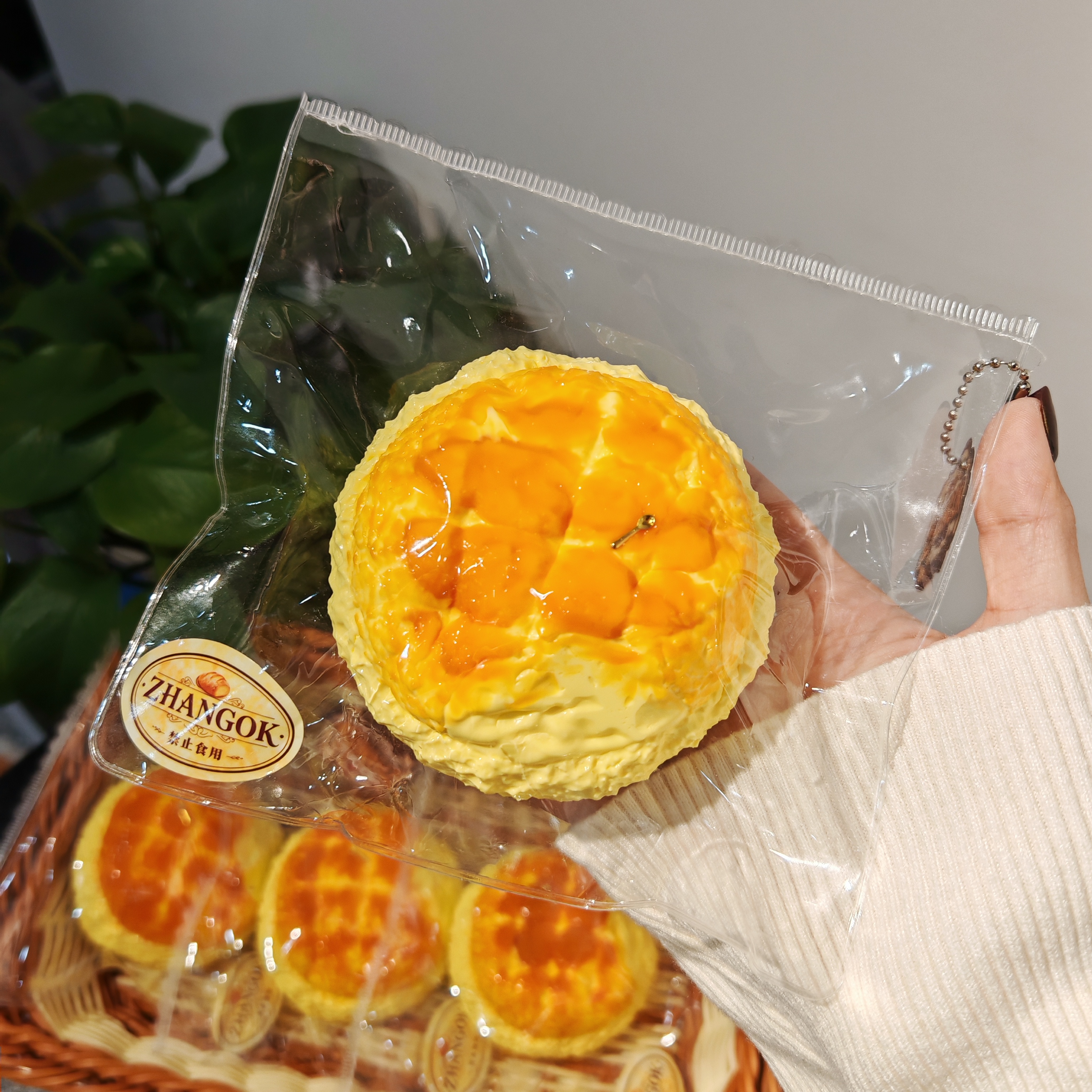 ZHANGOK捏捏 港式菠萝包轻乳膏泥感解压神器食品级硅胶捏捏乐成品