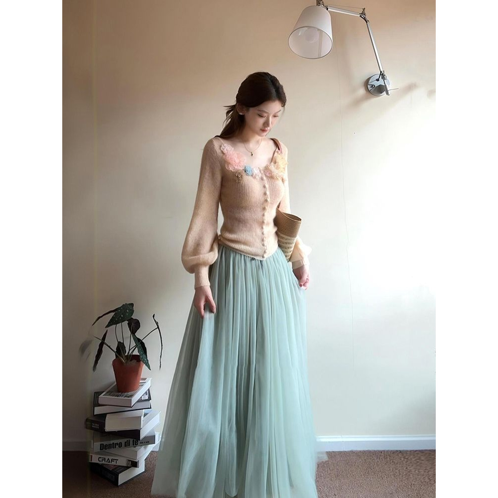 法式温柔风立体花朵针织开衫女秋季高级感重工网纱显瘦半身裙套装